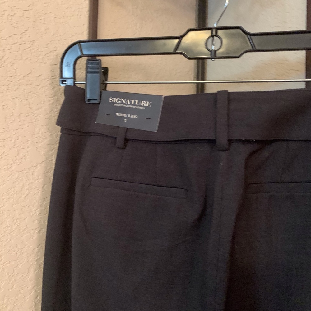 Anne Taylor Signature slacks